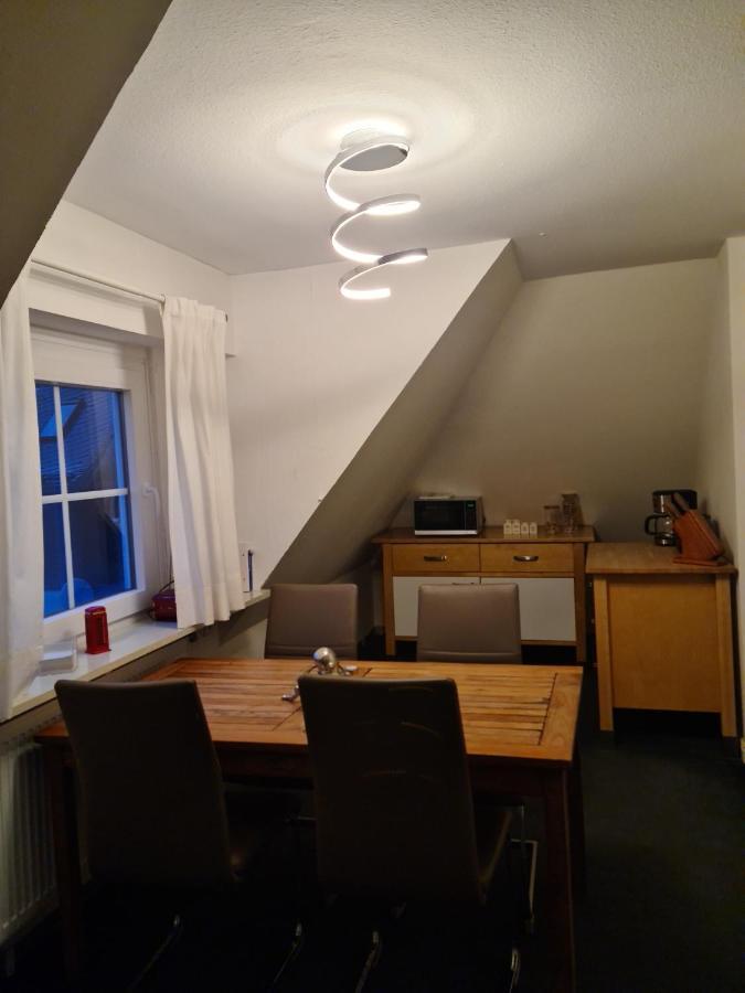 freundliche Unterkunft Sauerland Meschede Exterior foto